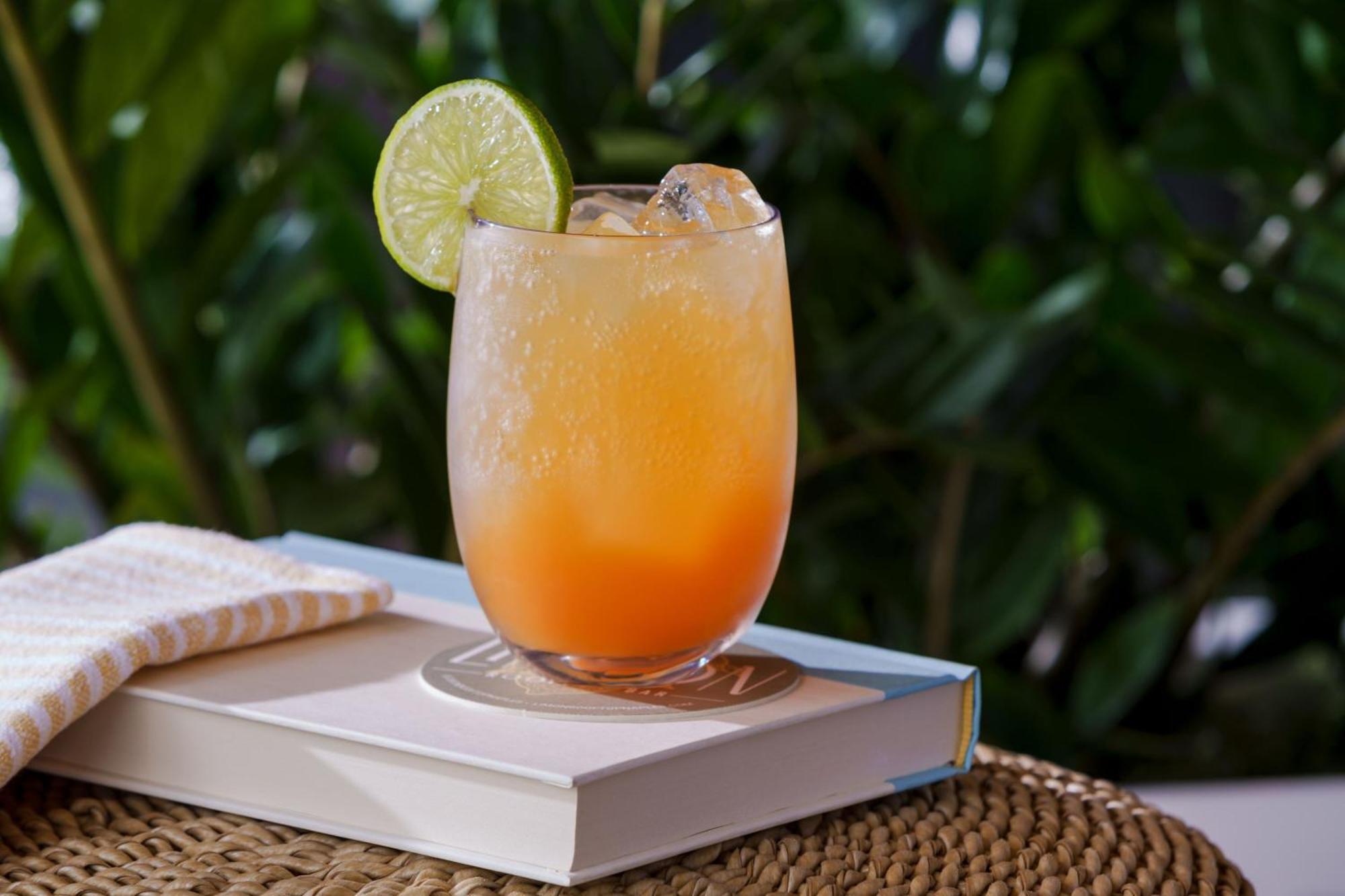 Ac Hotel By Marriott Naples 5Th Avenue Bagian luar foto