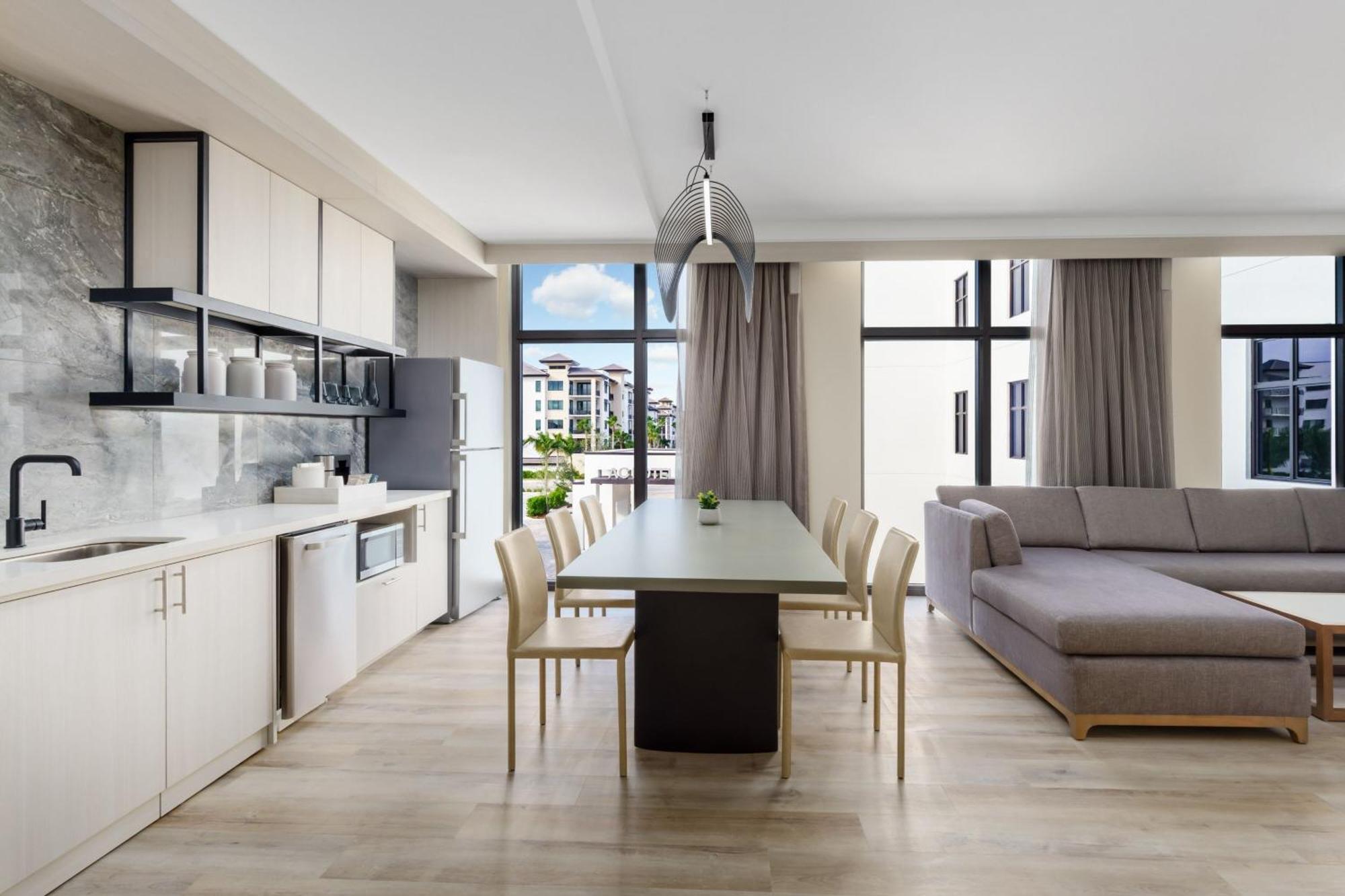 Ac Hotel By Marriott Naples 5Th Avenue Bagian luar foto
