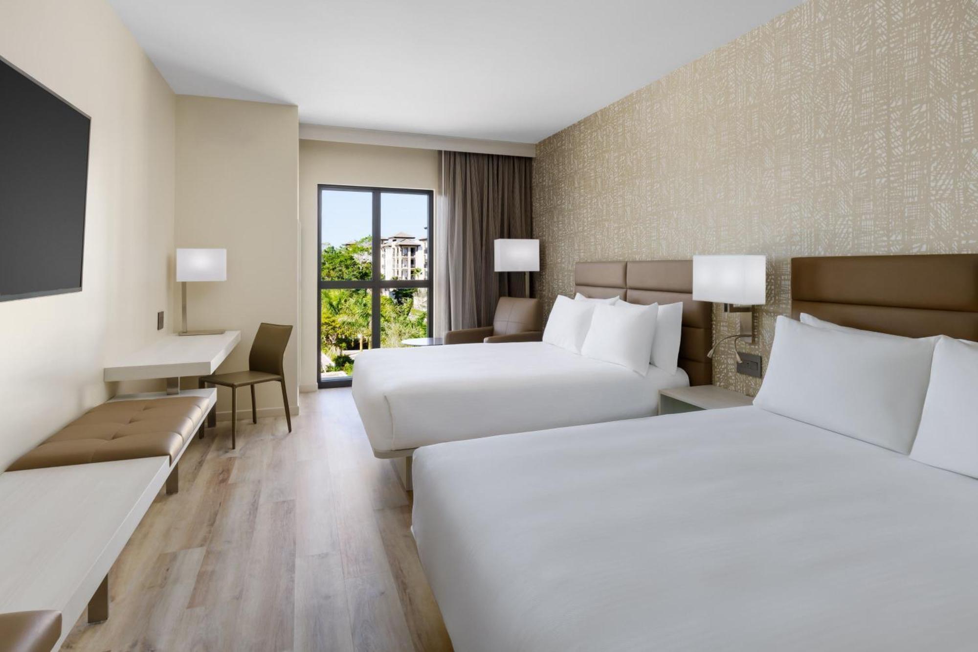 Ac Hotel By Marriott Naples 5Th Avenue Bagian luar foto